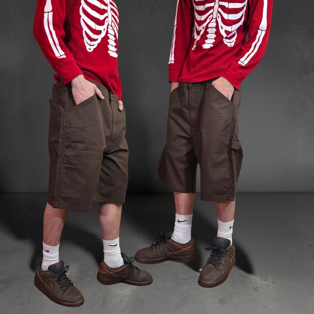 Baggy Y2K White Tab Levi Jorts (42")